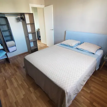Apartment Charming 3 In Secure Quiet Venissieux